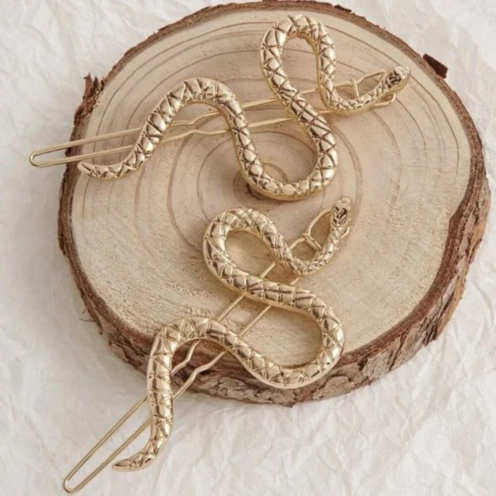 Minimal Gold Hair Clips